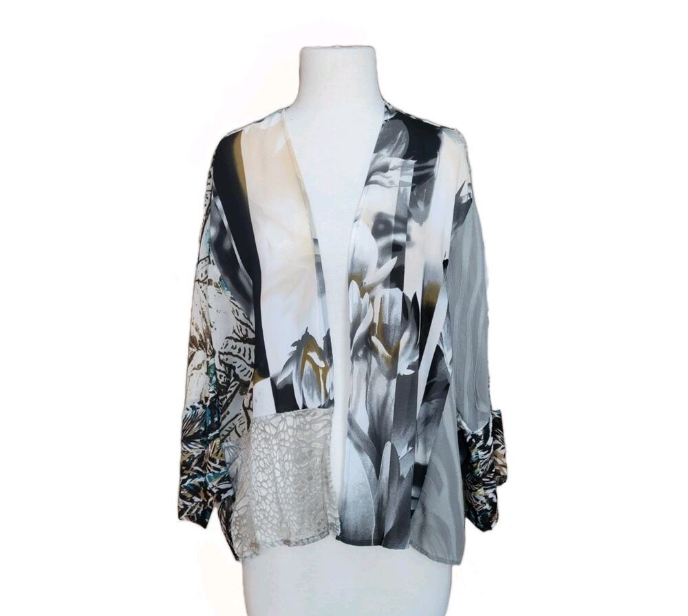 Travelers Collection Chico's Sz 1 Sheer Over Shirt Cardigan Animal Leaf Print